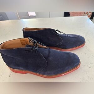 New Stylish Men's Chukka Boots in Navy and Red